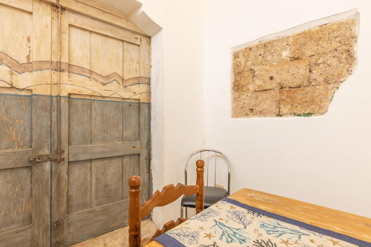 Dimora Il Castello Lägenhet Racale Exteriör bild